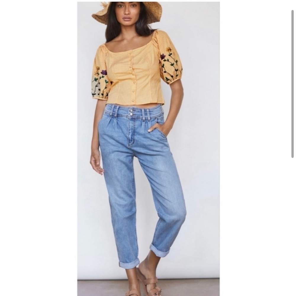 Anthropologie Pilcro Ultra High Rise Pleated Trouser Tapered Jeans 26